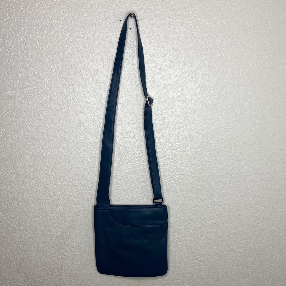 RADLEY London Stylish Grayish Blue Crossbody Bag